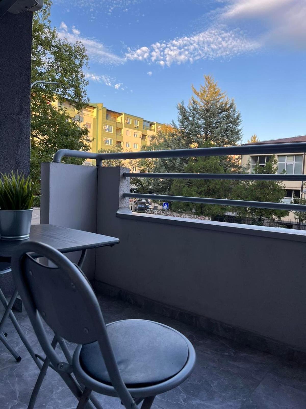 Best Value-Apartment In Скоп'є Екстер'єр фото